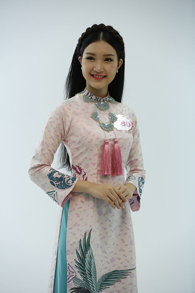 Vẻ đẹp ngọt ngào của nàng thơ xứ Huế - Ảnh 7.