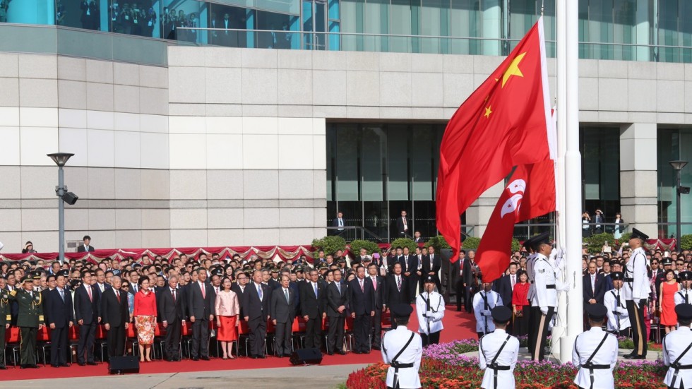 Hồng K&ocirc;ng c&oacute; l&atilde;nh đạo mới, &ocirc;ng Tập cảnh b&aacute;o cứng rắn - Ảnh 3.