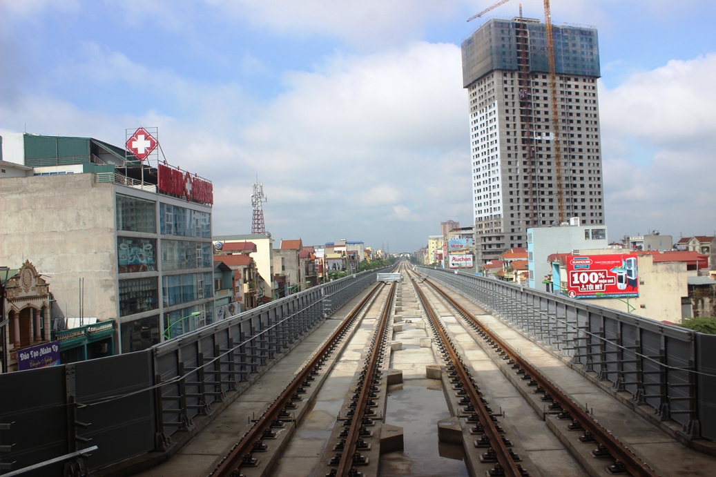 H&aacute;o hức mục sở thị t&agrave;u đường sắt C&aacute;t Linh - H&agrave; Đ&ocirc;ng - Ảnh 11.