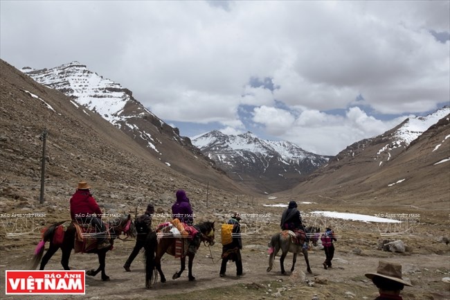 H&agrave;nh tr&igrave;nh chi&ecirc;m b&aacute;i ngọn n&uacute;i thi&ecirc;ng Kailash ở T&acirc;y Tạng - Ảnh 9.