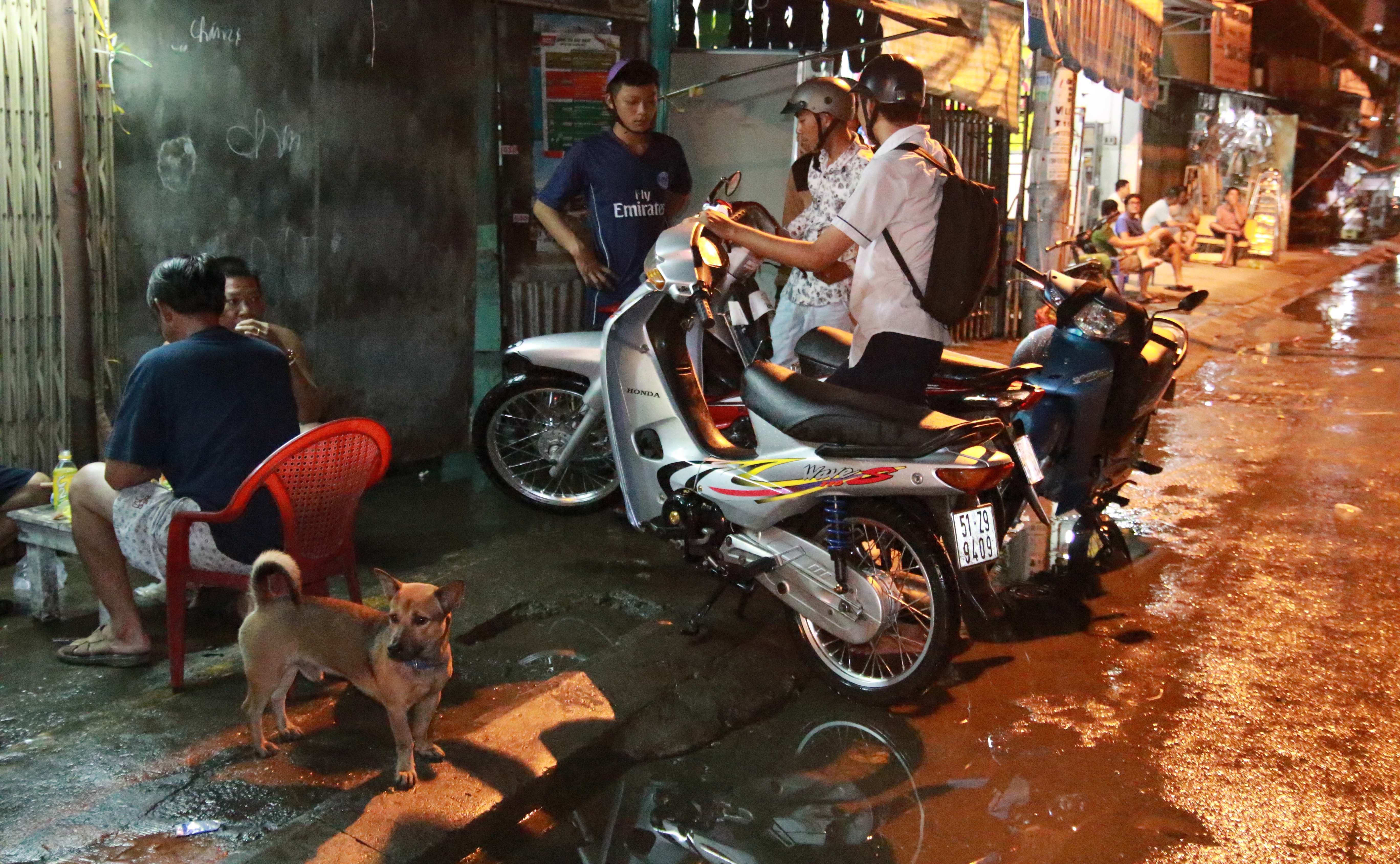 S&agrave;i G&ograve;n hụp lặn trong nước ngập đ&ecirc;m đầu tuần - Ảnh 13.