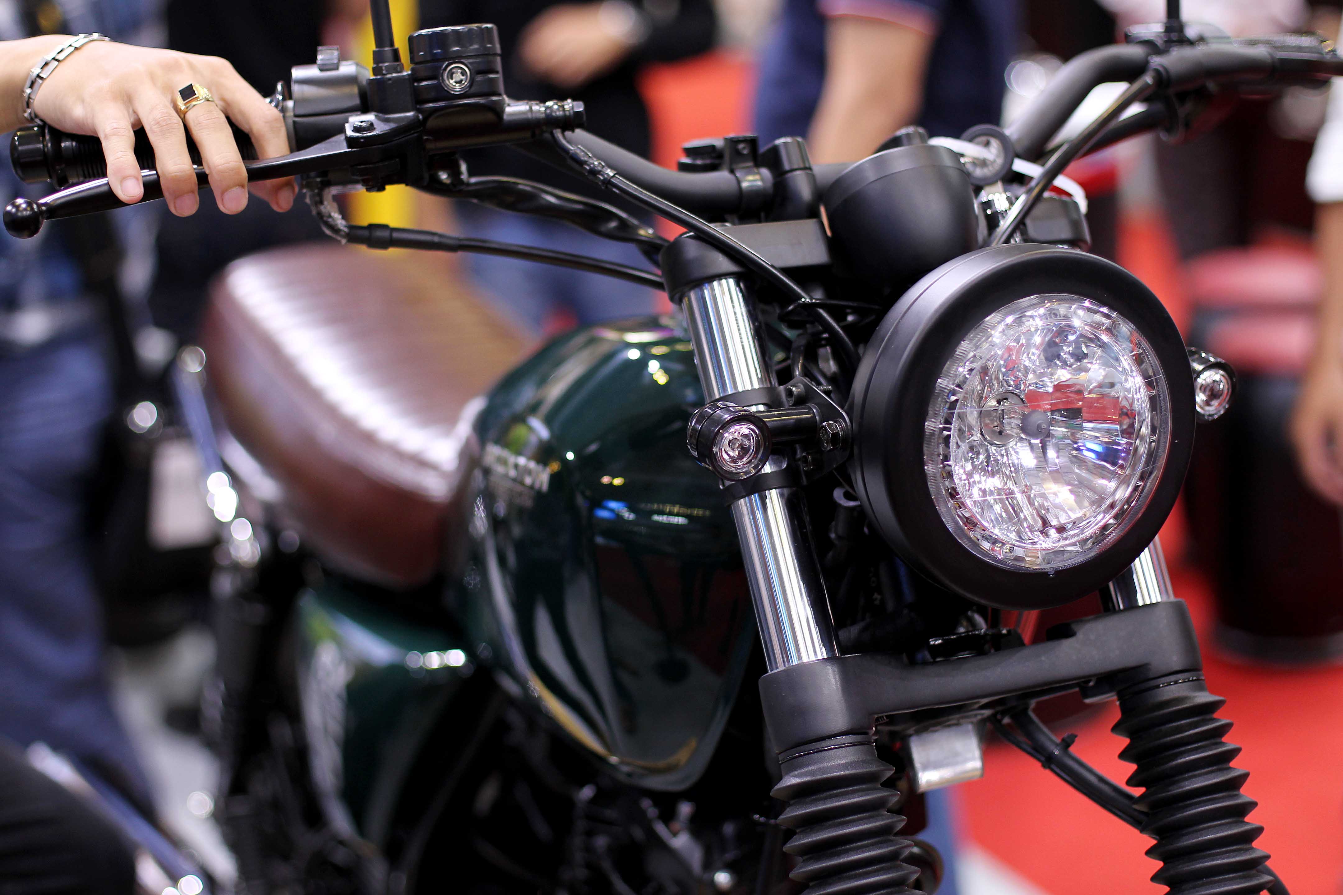 M&ocirc; t&ocirc; cổ điển g&acirc;y sốt tại Motor show 2017 - Ảnh 4.