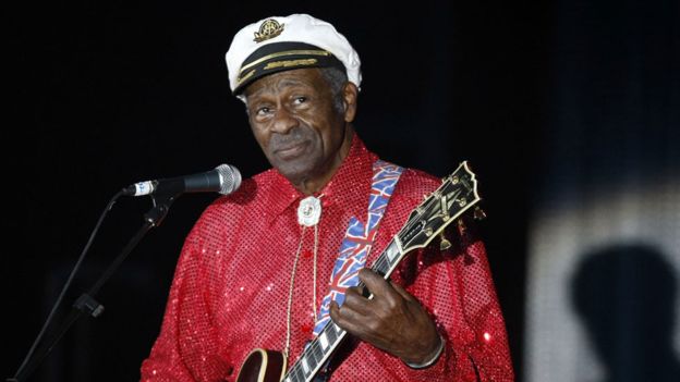 Huyền thoại âm nhạc Chuck Berry qua đời ở tuổi 90