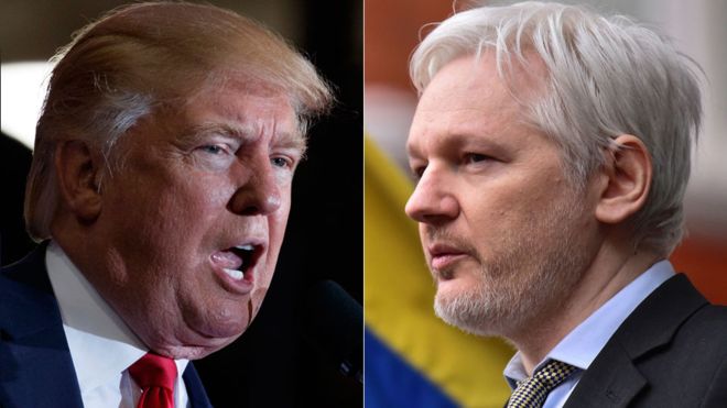 
&Ocirc;ng Donald Trump v&agrave; &ocirc;ng Julian Assange, nh&agrave; s&aacute;ng lập Wikileaks. Ảnh: AP
