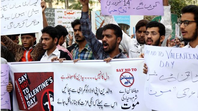 Thủ đô Pakistan cấm ngày Lễ Tình yêu