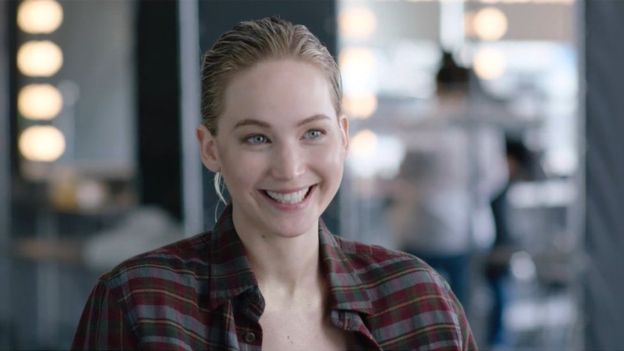 Jennifer Lawrence từng hoảng sợ khi bị tung ảnh khỏa th&acirc;n - Ảnh 2.