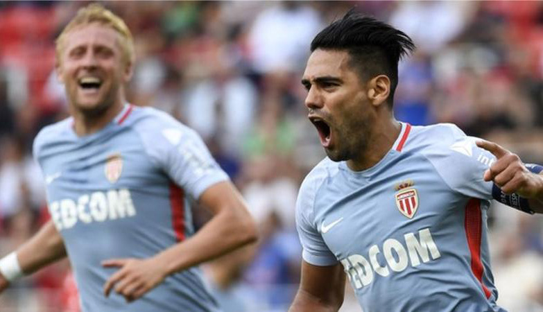 Falcao tỏa sáng, Monaco phá kỷ lục Ligue 1