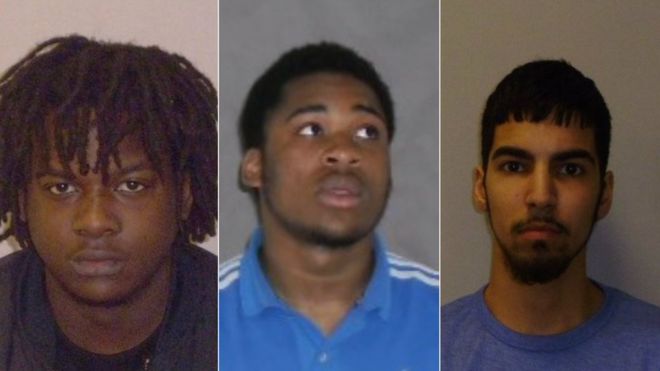 Khỏa thân đánh trả bọn bắt cóc