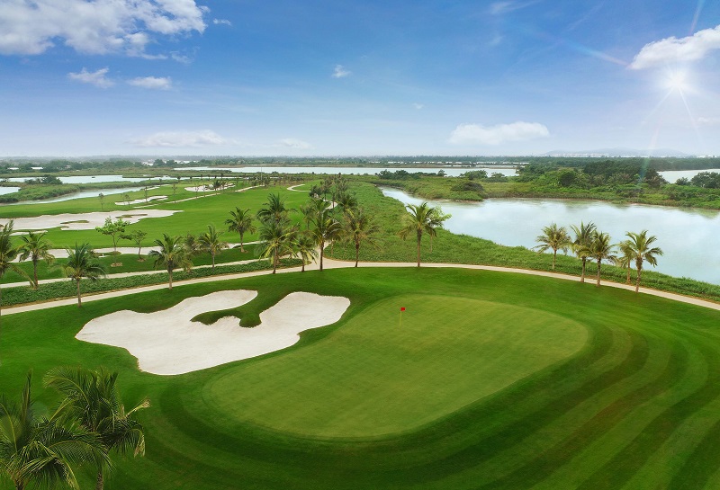 Vingroup đưa v&agrave;o hoạt động s&acirc;n golf lớn nhất trong hệ thống s&acirc;n golf tr&ecirc;n đảo của tập đo&agrave;n - Vinpearl Golf Hải Ph&ograve;ng