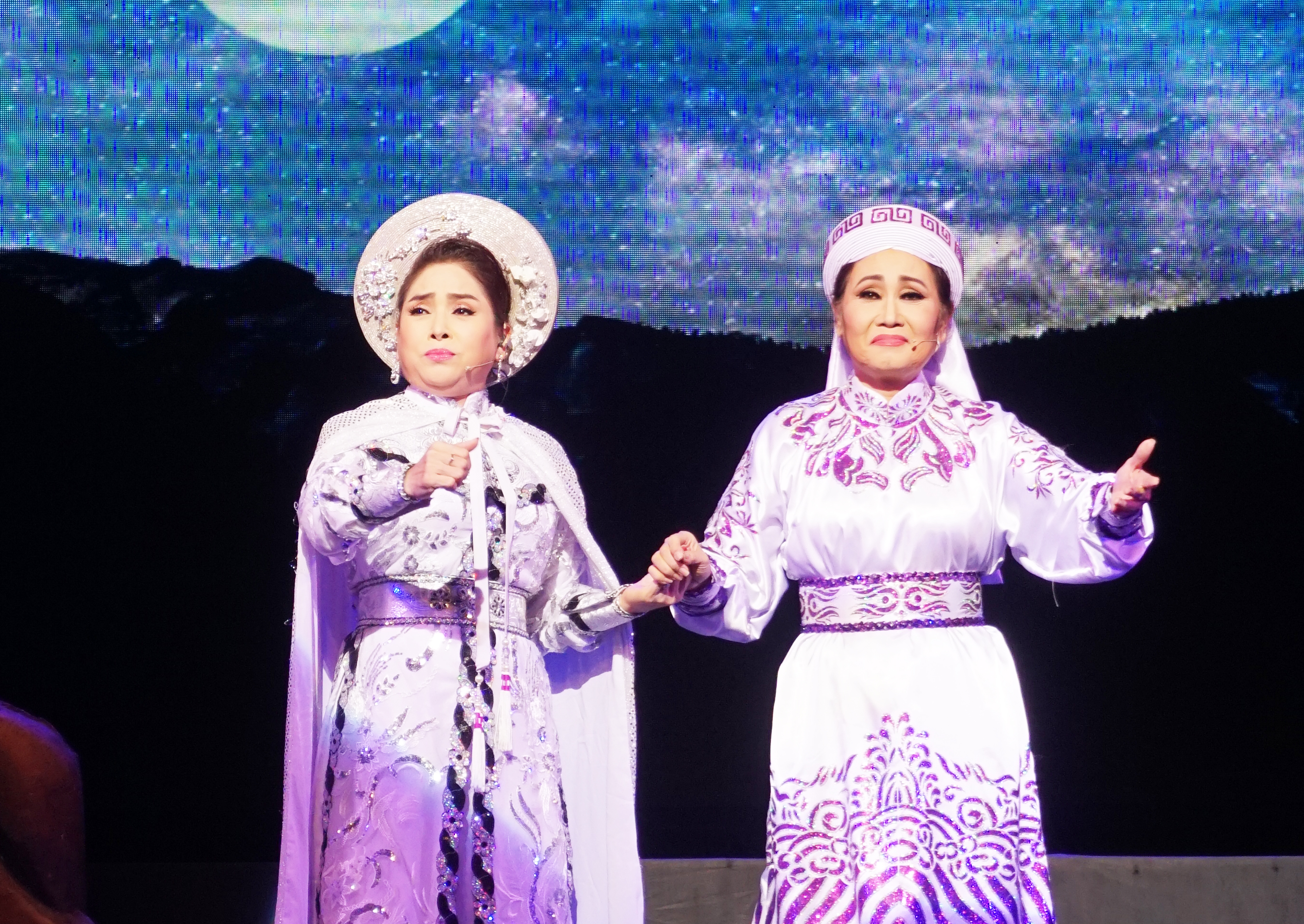 Nhớ Thanh Sang, Thanh Hằng "cả gan" hóa thân Thi Sách