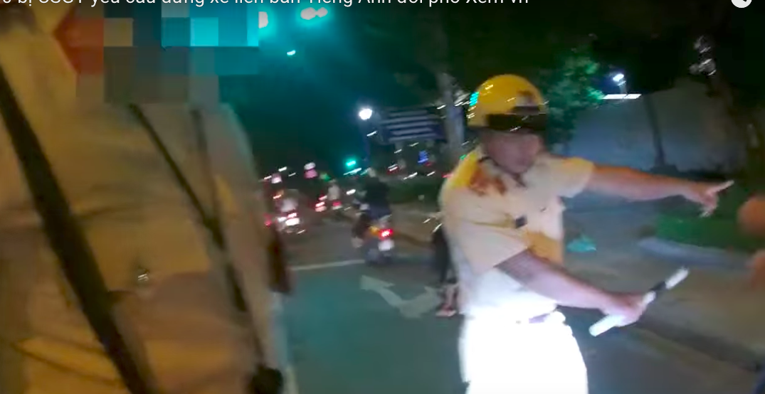 Thanh niên Thái Lan đua tốc độ, thách thức CSGT