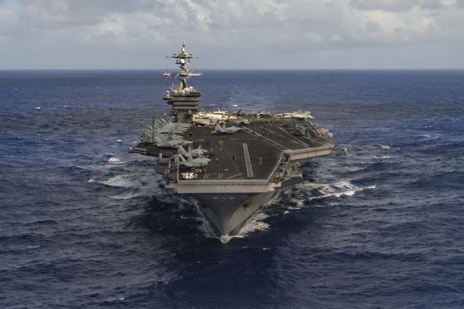 
Nh&oacute;m t&agrave;u t&aacute;c chiến của hải qu&acirc;n Mỹ, USS Carl Vinson, đang tiến về b&aacute;n đảo Triều Ti&ecirc;n. Ảnh: ABC

