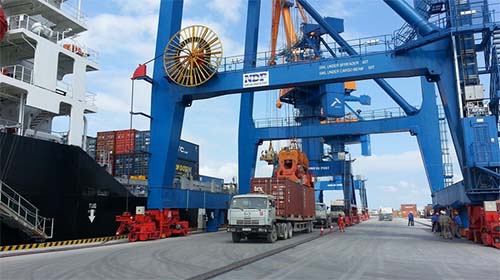 Logistics Việt Nam chờ bùng nổ