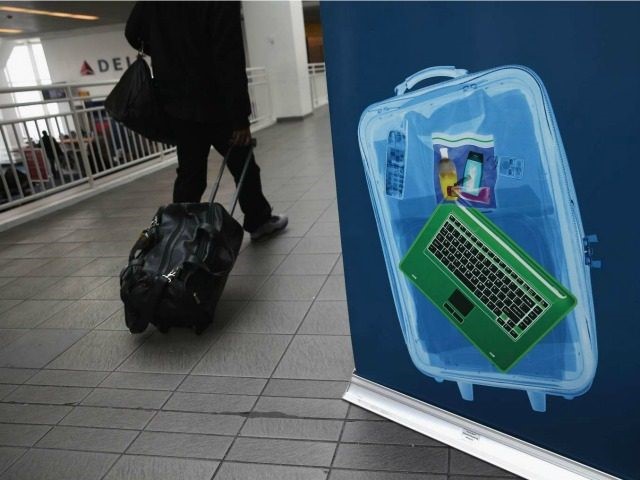 Khủng bố tạo ra 'bom laptop' qua mặt an ninh sân bay