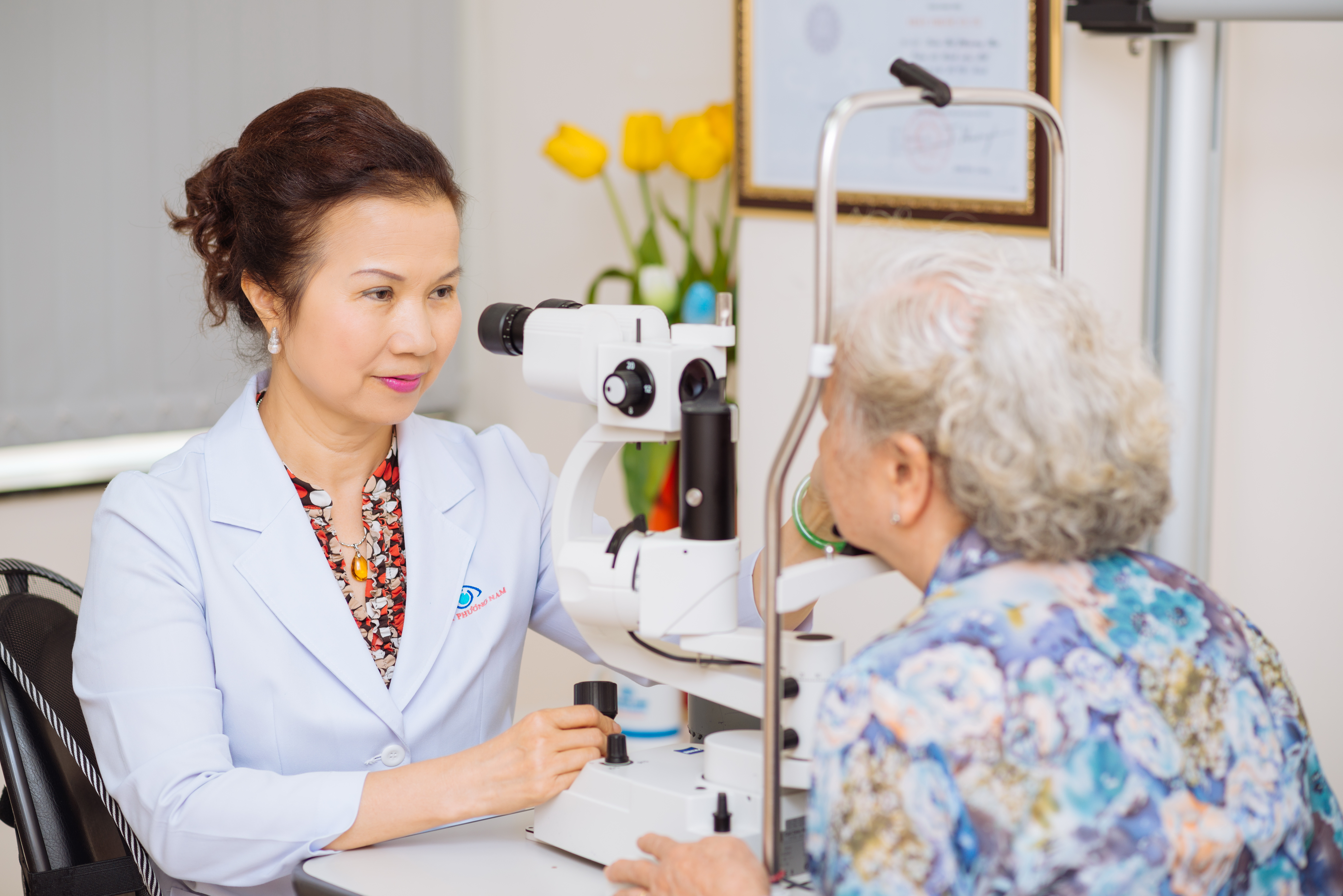 Chương trình khám mắt miễn phí và phẫu thuật Phaco cho các đối tượng chính sách