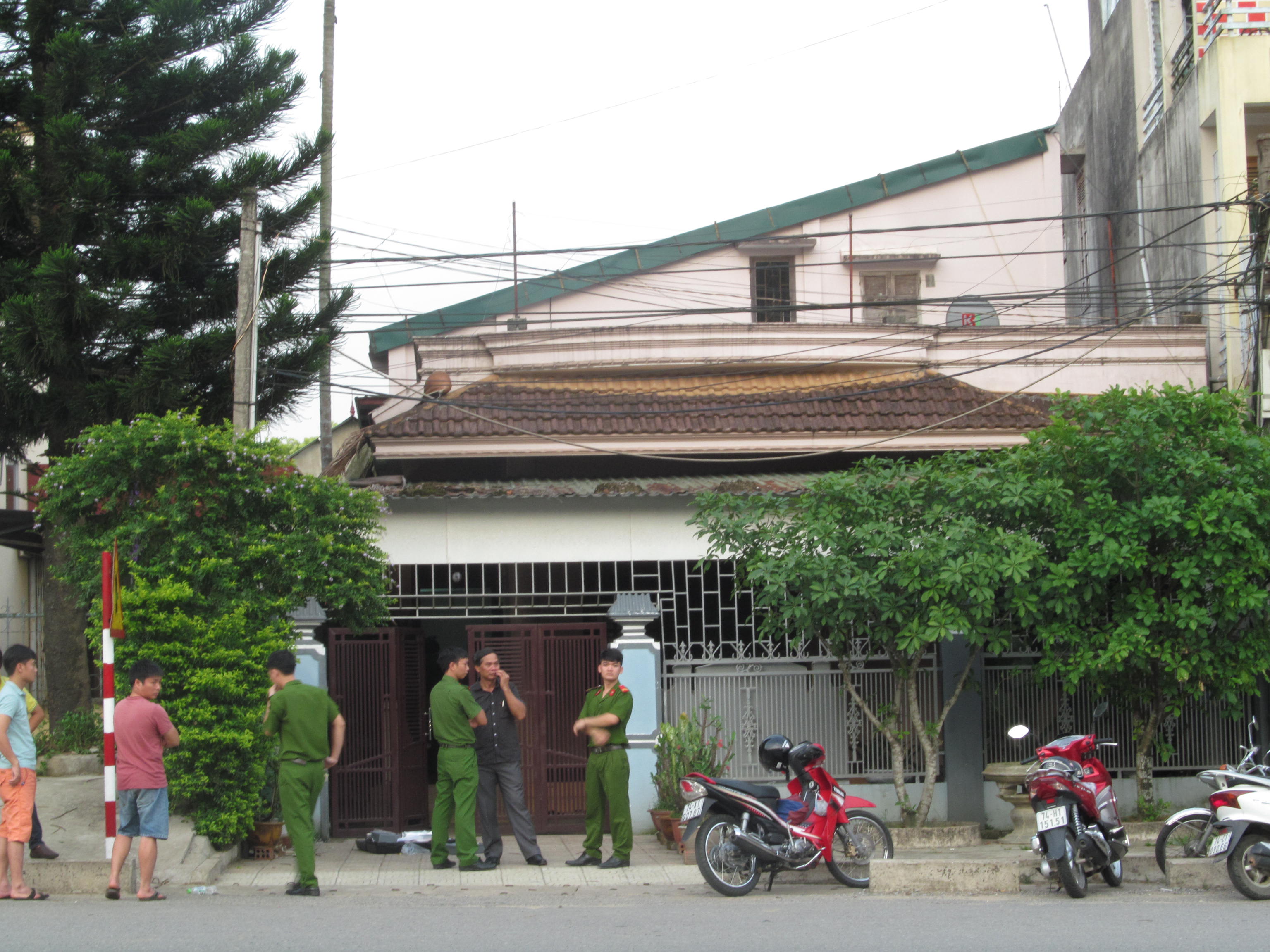 Nhà riêng chủ tịch huyện bị trộm đột nhập