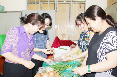 "Người mẹ" của ngàn nữ công nhân