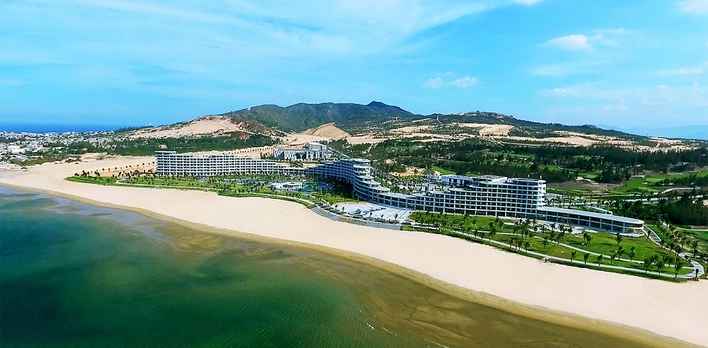 Lệ Quy&ecirc;n, Bằng Kiều, Minh Tuyết hội tụ trong đ&ecirc;m nhạc của FLC Group - Ảnh 2.