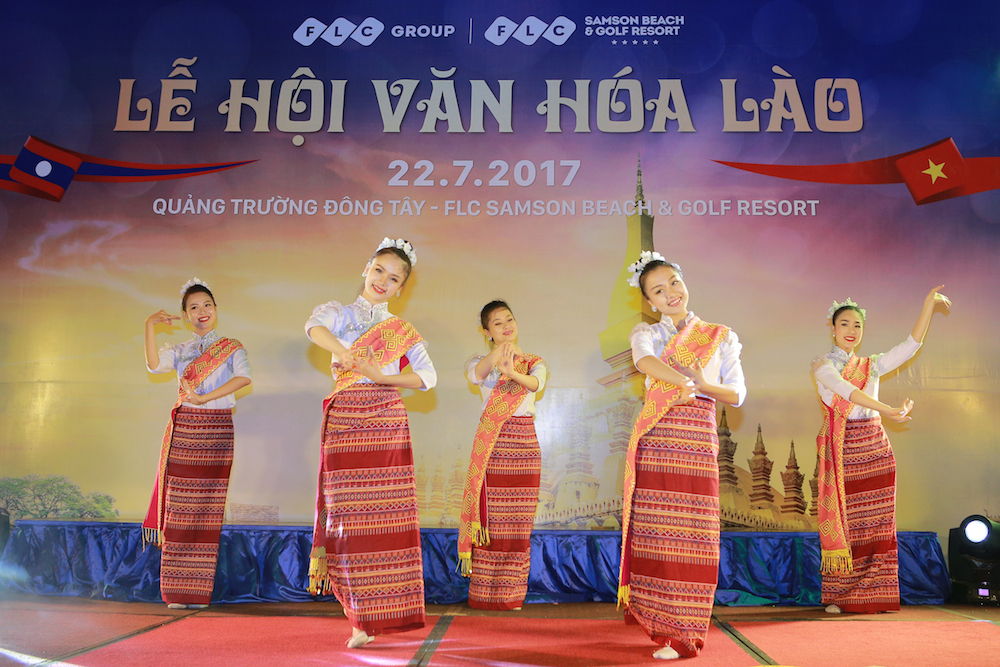 Lễ hội văn h&oacute;a L&agrave;o tại FLC Sầm Sơn thu h&uacute;t 2.000 kh&aacute;ch - Ảnh 2.