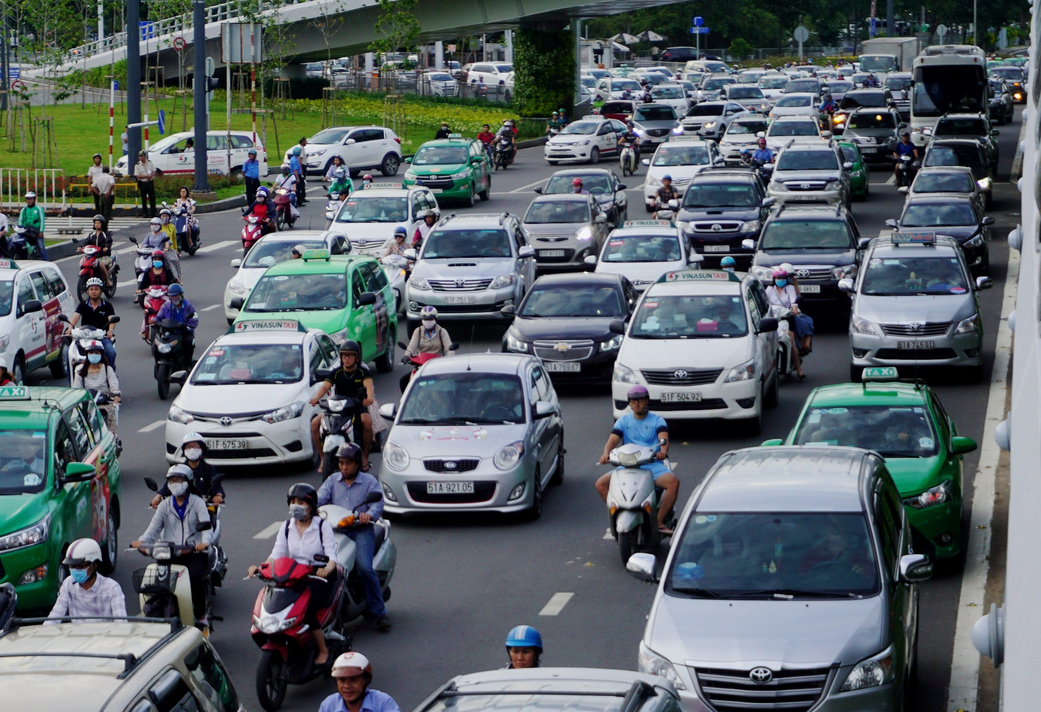 Quản không được nên cấm?