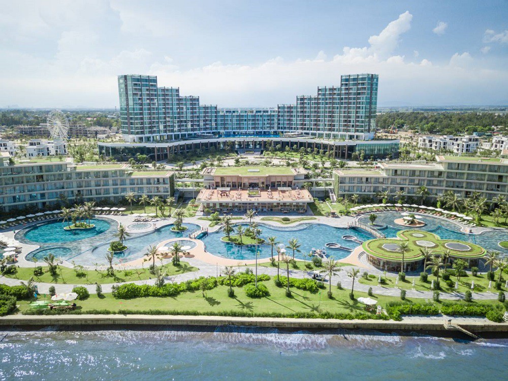 Hệ thống quần thể nghỉ dưỡng FLC: Rộn ràng mùa lễ hội với các chương trình đặc sắc