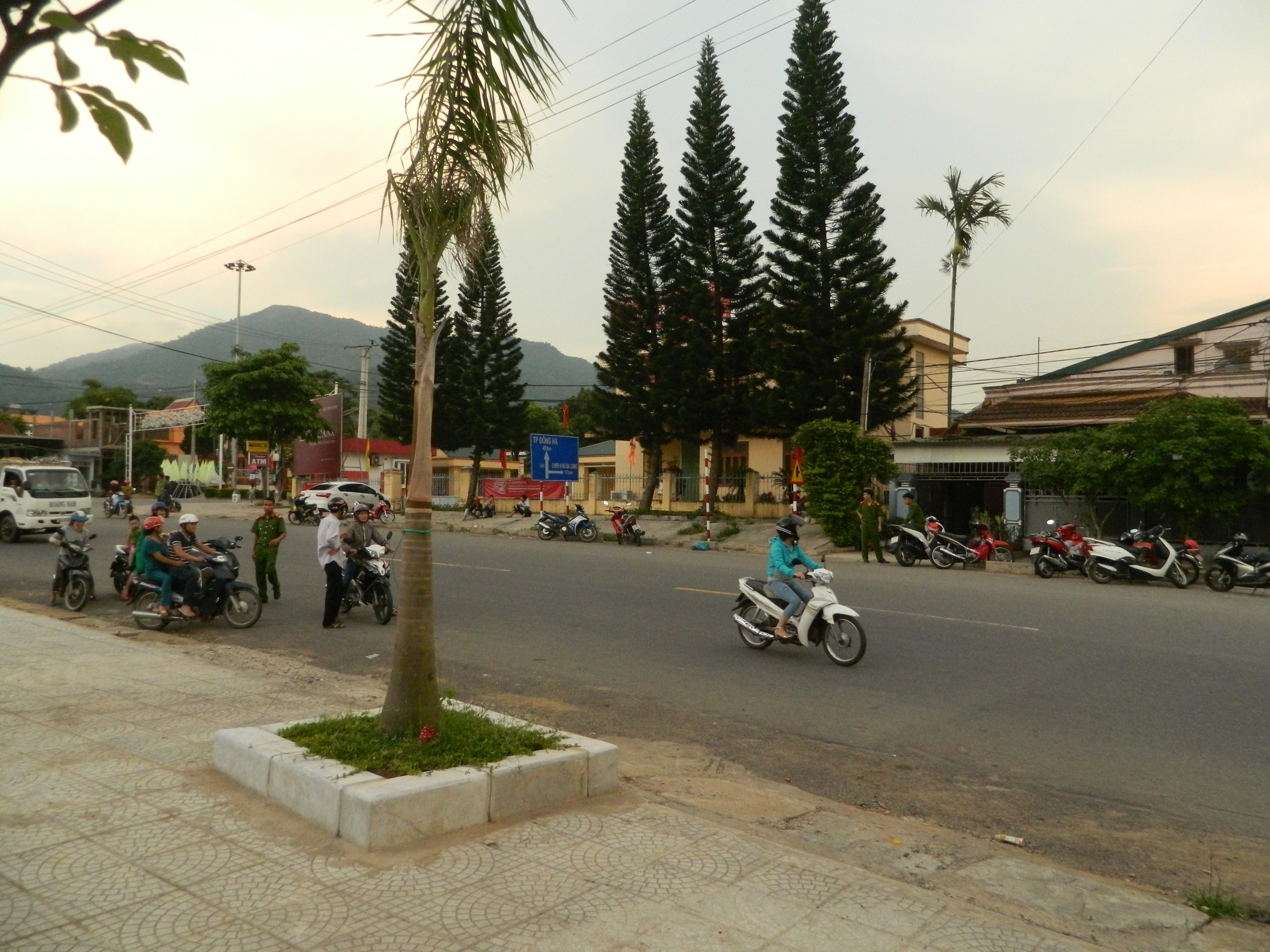 Nhà riêng chủ tịch huyện bị trộm đột nhập - Ảnh 2.