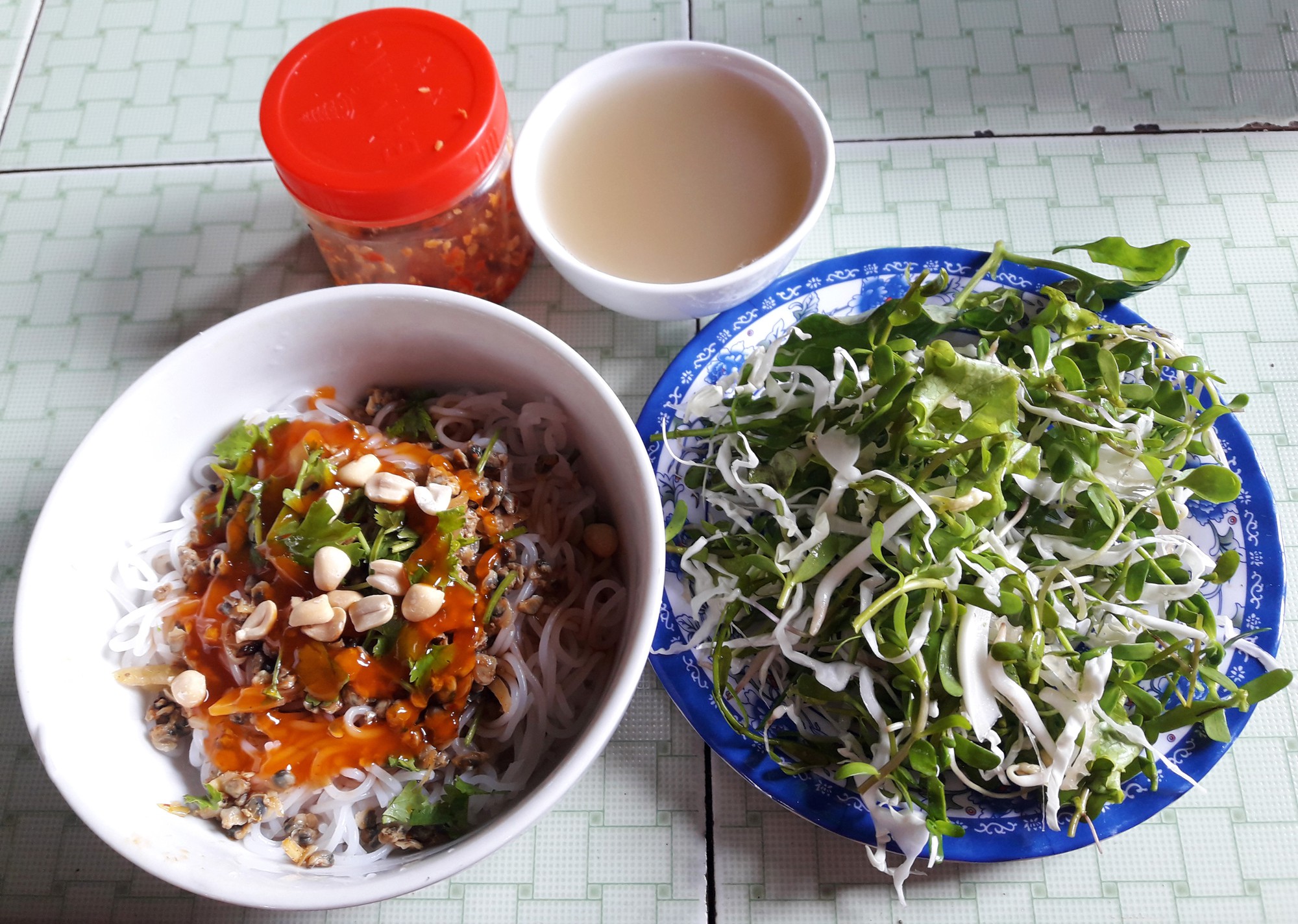 B&uacute;n chắt chắt &ndash; M&oacute;n d&acirc;n d&atilde; nhưng ngon đ&atilde; đời - Ảnh 5.