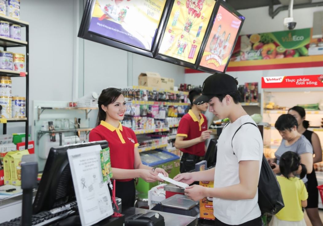 Hệ thống b&aacute;n lẻ của Tập đo&agrave;n Vingroup đạt top 2 trong t&acirc;m tr&iacute; người ti&ecirc;u d&ugrave;ng Việt - Ảnh 3.