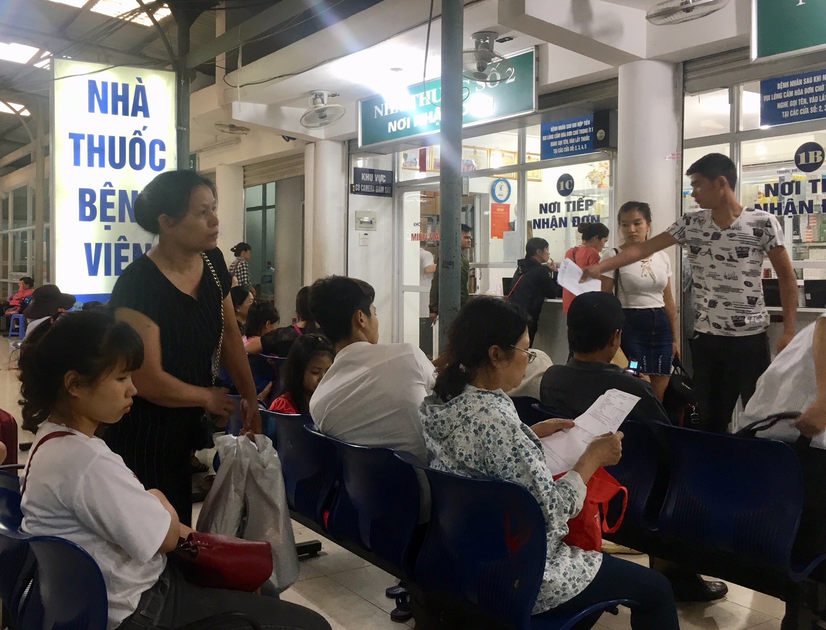 Cắt giảm nhiều loại thuốc BHYT chi trả