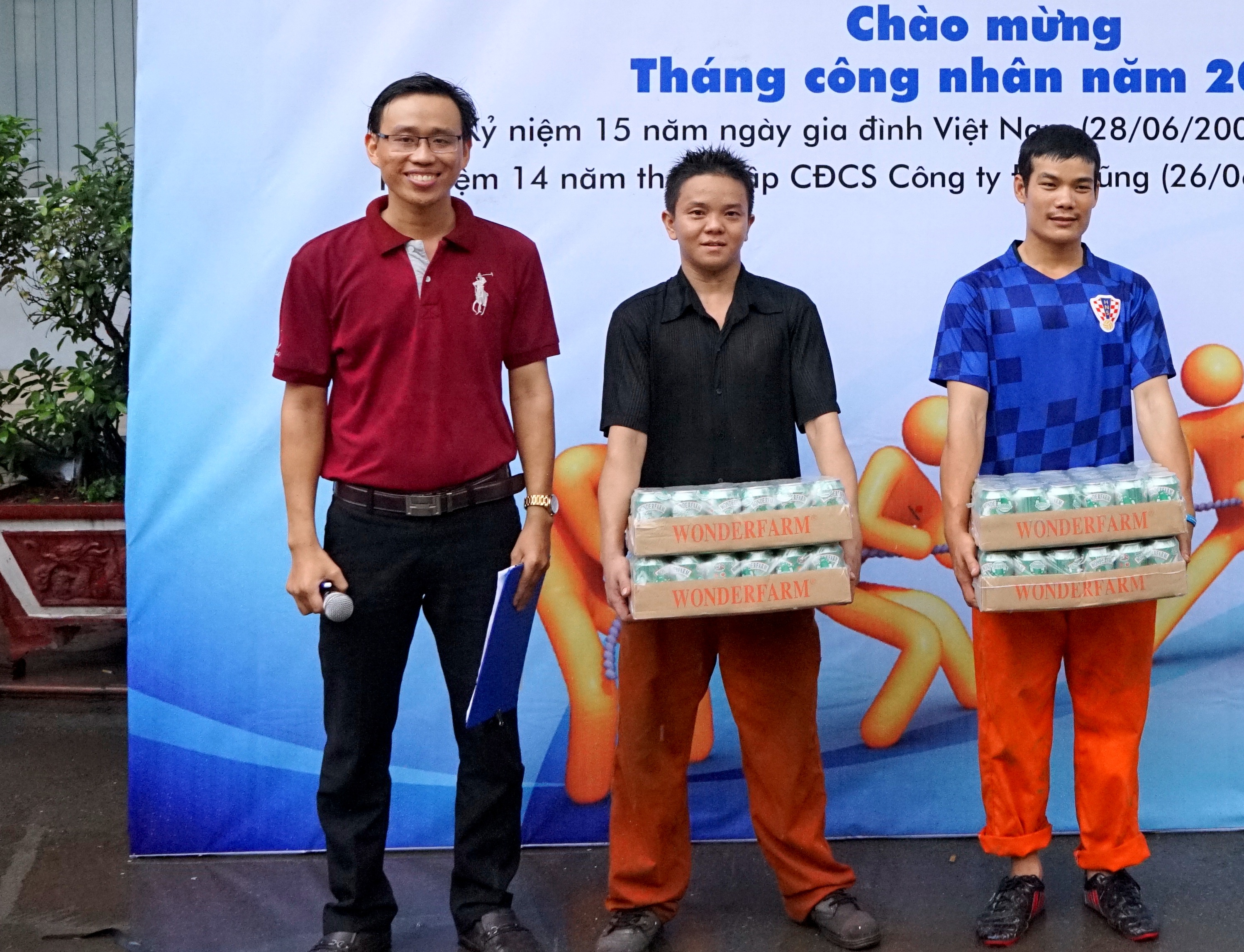 Trọn tình với người lao động