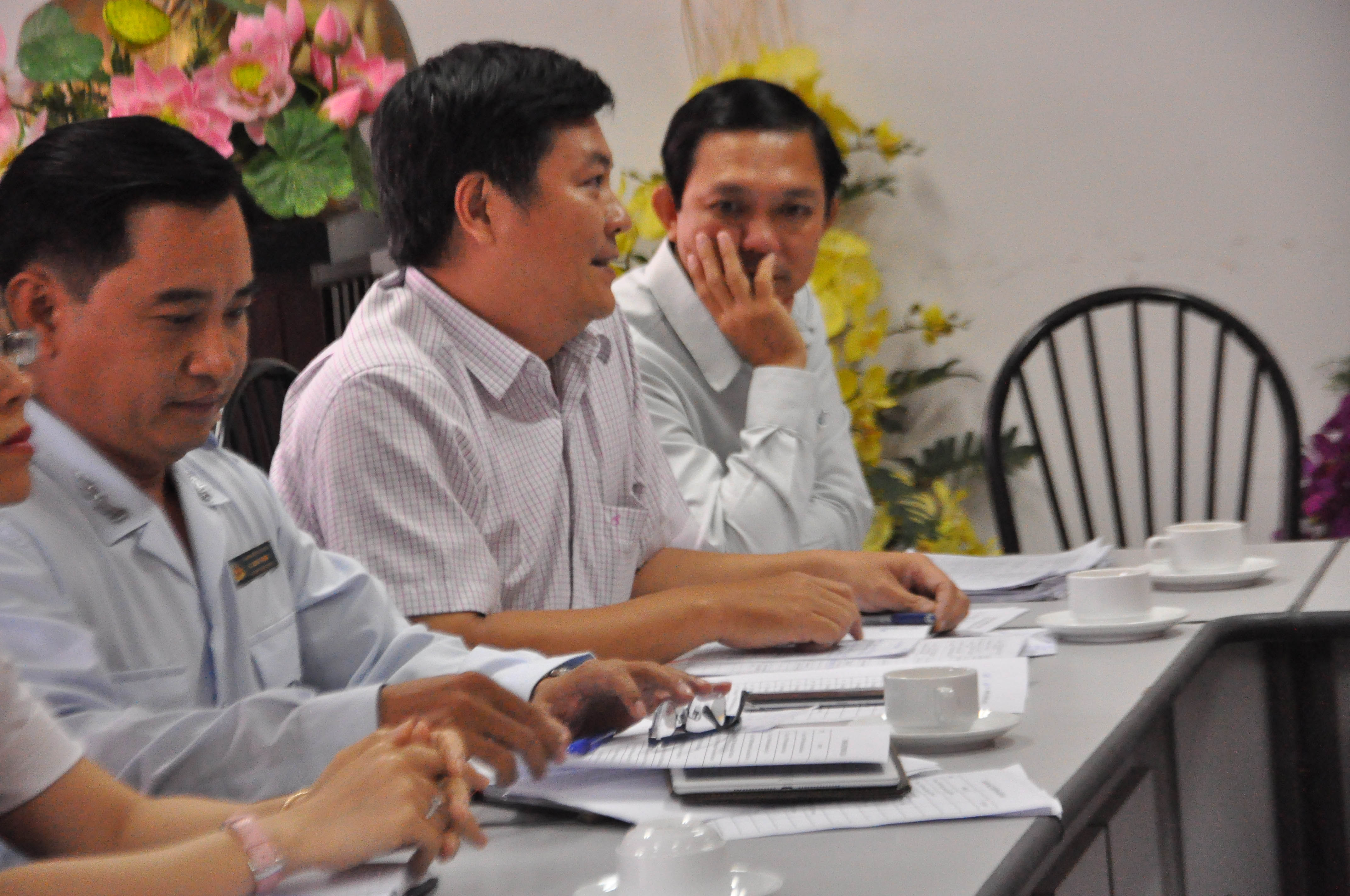 “Siết’ phòng khám có người Trung Quốc