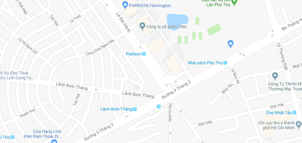 Giữa trưa giành đường, kẹt xe dây chuyền - Ảnh 2.