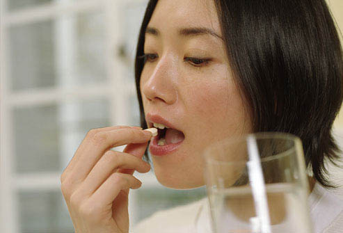 Aspirin giúp phụ nữ bị viêm mạn tính dễ mang thai