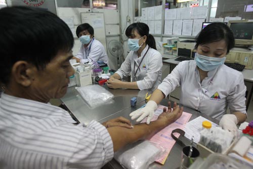 Người lao động khám chữa bệnh BHYT sẽ được tạo nhiều điều kiện thuận lợi hơnẢnh: HOÀNG TRIỀU