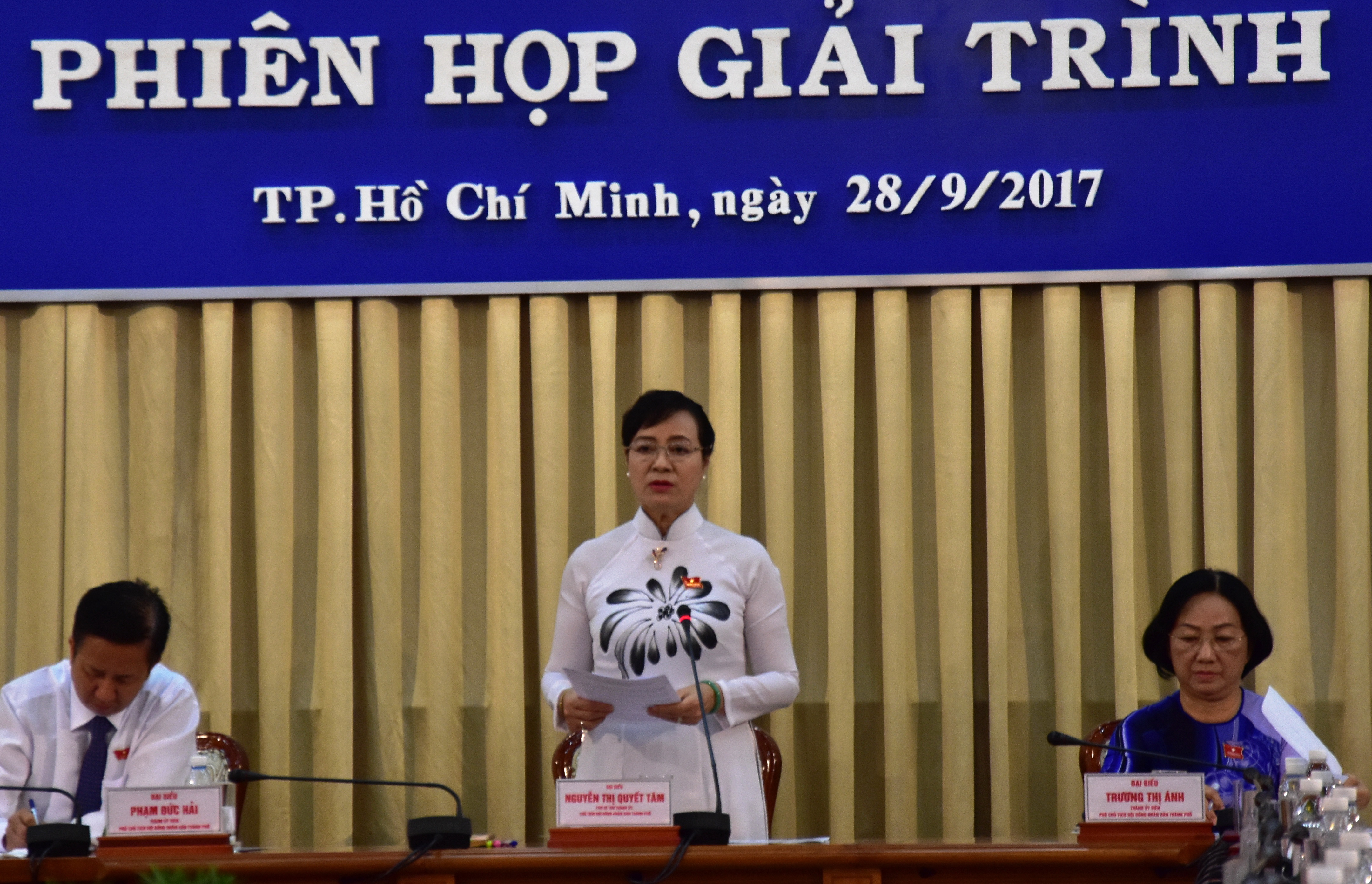 Không thể đầu tư rồi "trùm mền"