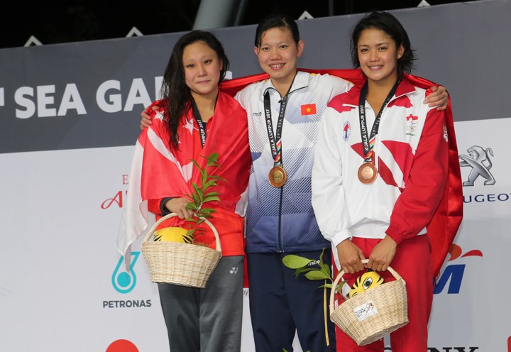 SEA Games ng&agrave;y 25-8: K&igrave;nh ngư 15 tuổi Kim Sơn tạo 2 c&uacute; sốc - Ảnh 22.