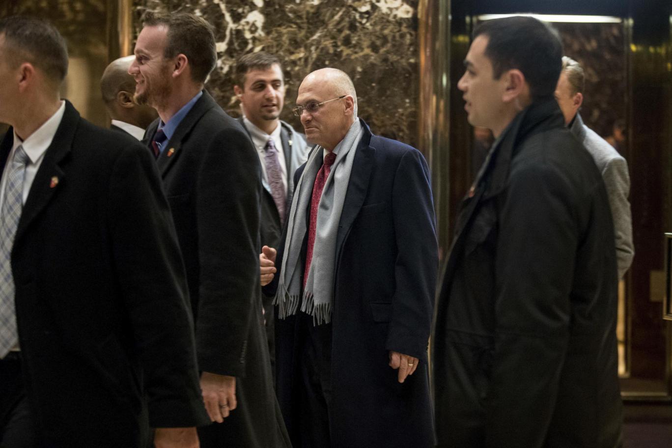 Nội các của ông Trump lại gặp rắc rối