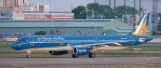 Vietnam Airlines lên tiếng về 30 chuyến bay chậm giờ ở Trung Quốc