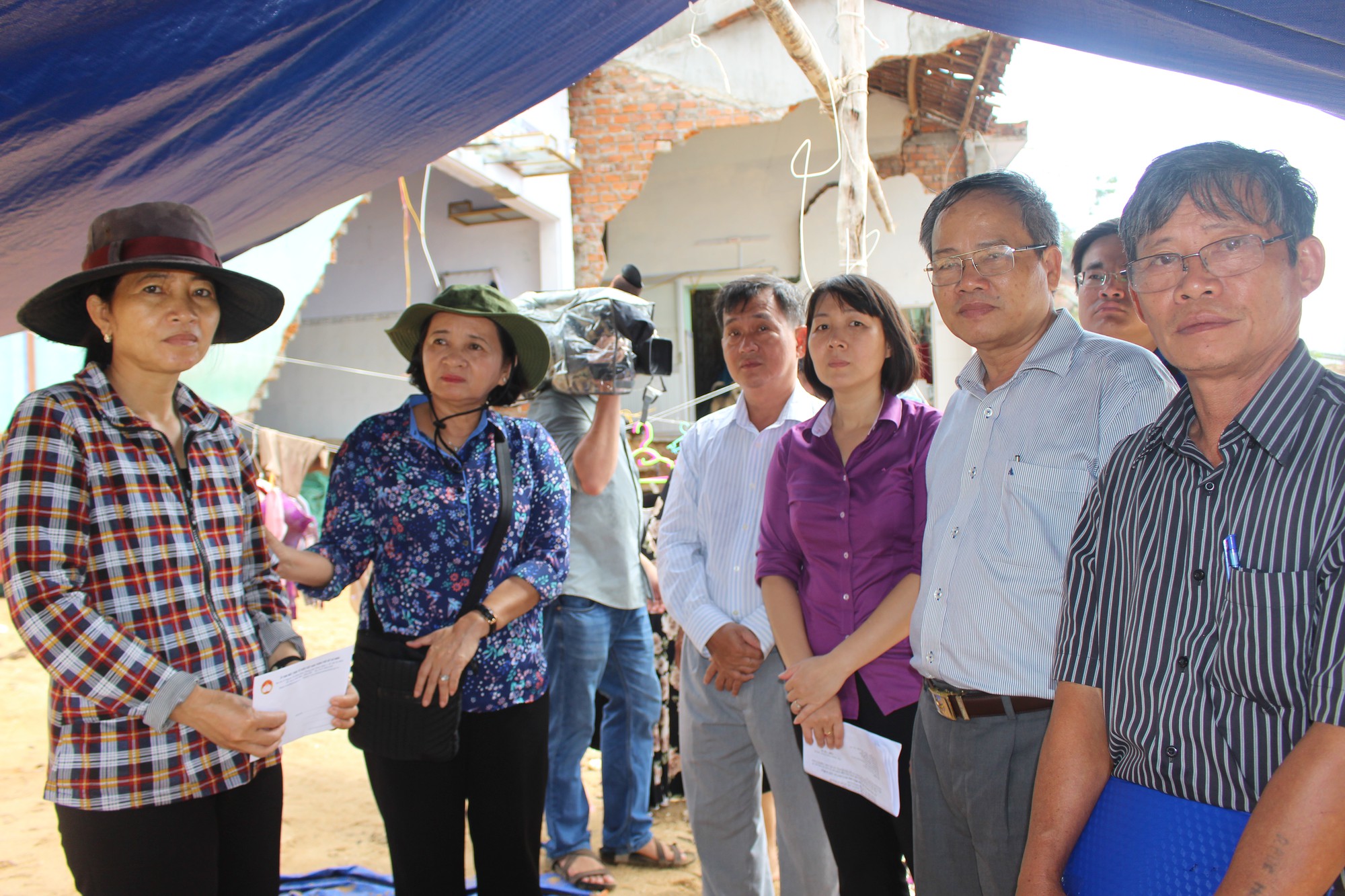 TP Hồ Chí Minh sẻ chia nỗi đau người dân vùng bão Phú Yên
