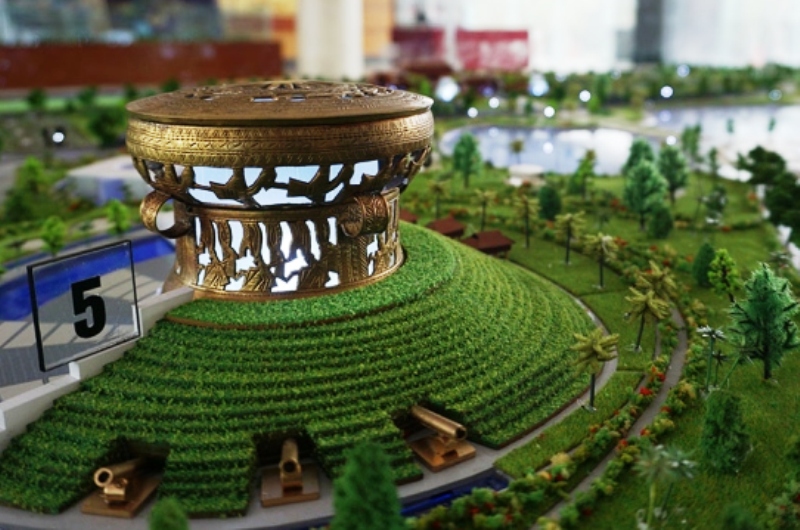 Rất nhiều các hạng mục như: Tháp vọng cảnh, đại đình làng Việt, khu dịch vụ tập trung, bảo tàng tổng hợp tỉnh mang hình dáng trống đồng, trung tâm triển lãm... sẽ được xây dựng tại Công viên văn hóa xứ Thanh