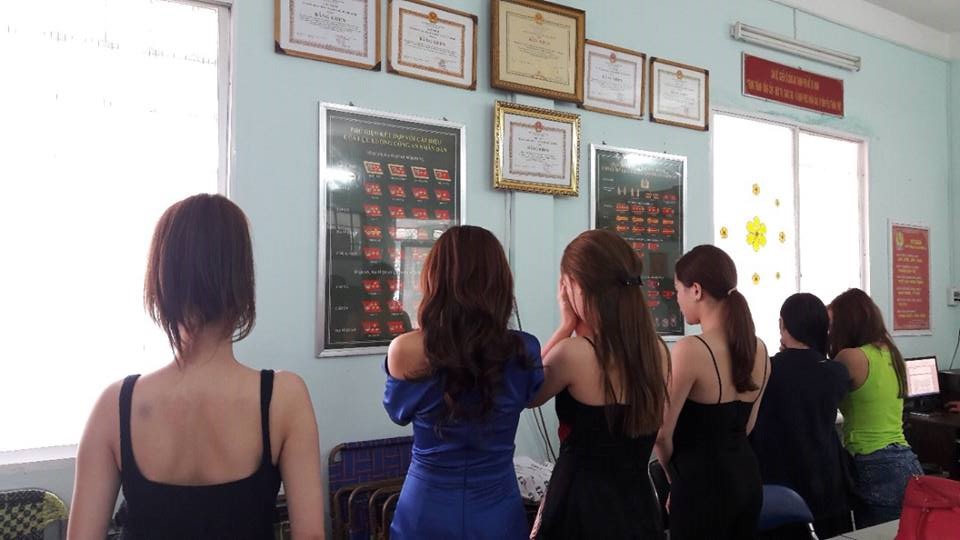 Bỏ hàng chục triệu đồng mua dâm diễn viên, người mẫu