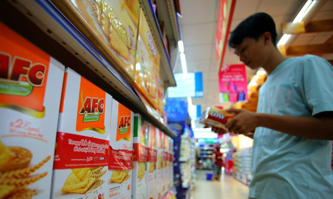 Cuộc chiến giữ sân nhà: Bánh kẹo rơi vào tay khối ngoại