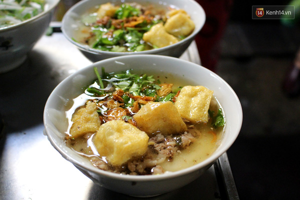 Quán bánh đúc lâu đời nhất Hà Nội