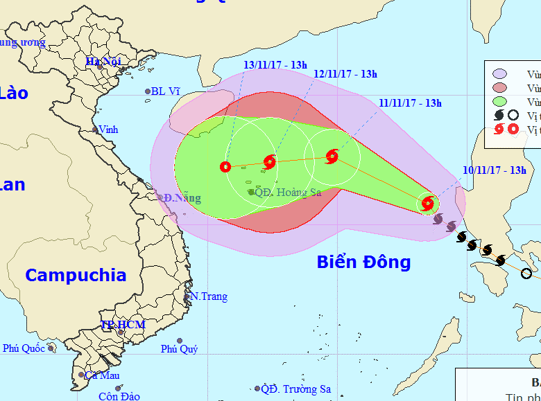 Xuất hiện cuối mùa, bão số 13 diễn biến phức tạp - Ảnh 1.