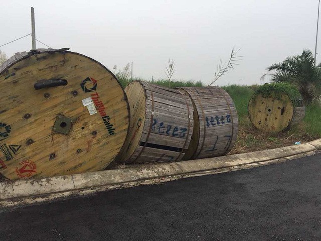 Khó hiểu nhóm cướp táo tợn hành động như phim!