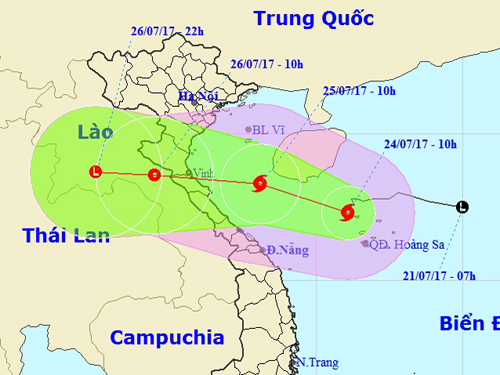 Bão số 4 uy hiếp các tỉnh miền Trung, cảnh báo mưa lớn