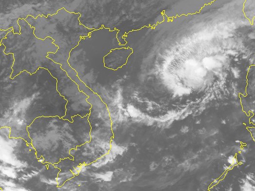 B&atilde;o số 13 c&oacute; thể đổi hướng, suy yếu trước khi đổ bộ - Ảnh 2.