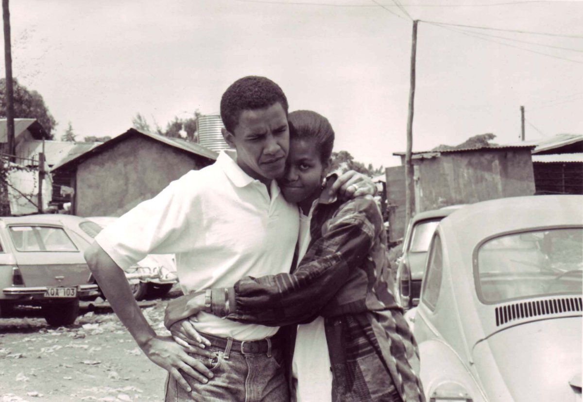 Chuyện tình đi cùng năm tháng của vợ chồng ông Obama