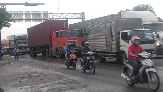 Nỗi lo từ Cát Lái