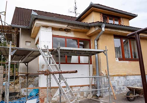 Sơn sửa nhà đón Tết: Dễ rối giờ chót